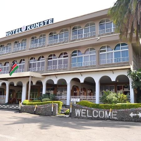 Kunste Hotel Nakuru Extérieur photo