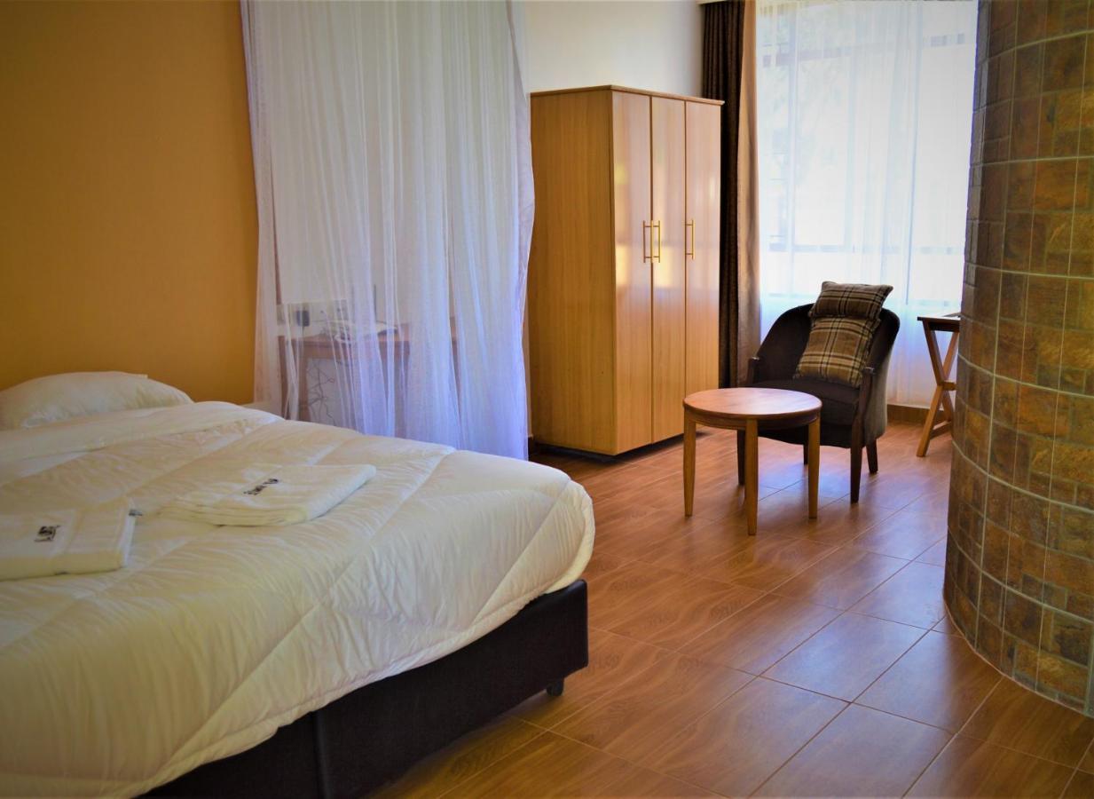 Kunste Hotel Nakuru Extérieur photo